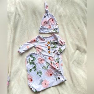 Girls onesie and hat for 0-3mo
